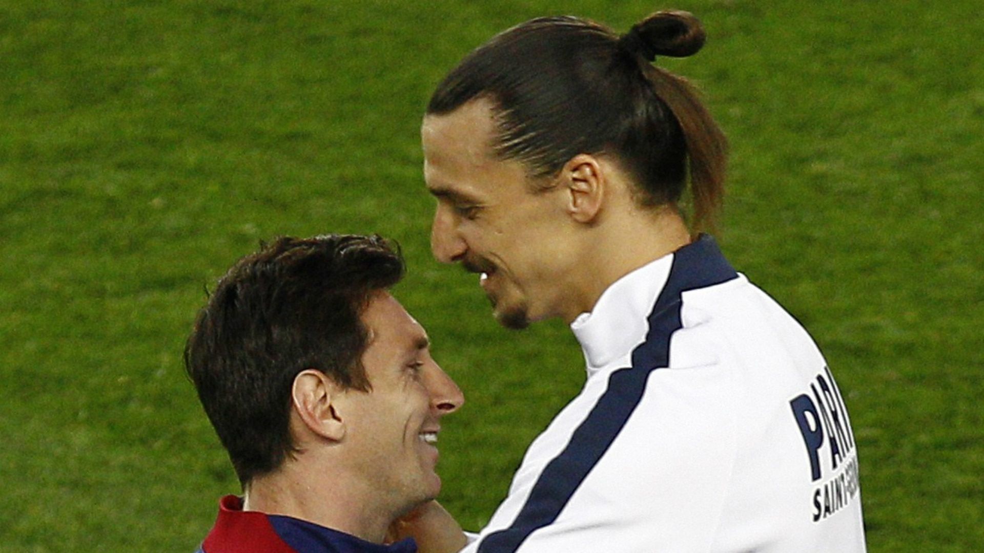 Lionel Messi Zlatan Ibrahimovic Barcelona PSG Champions League 04212015