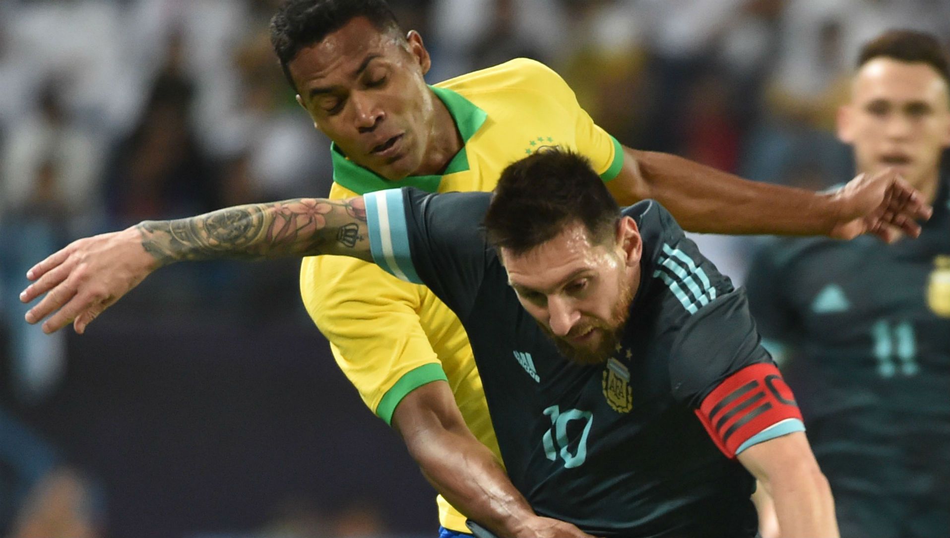 151119 Brasil Argentina Lionel Messi Alex Sandro