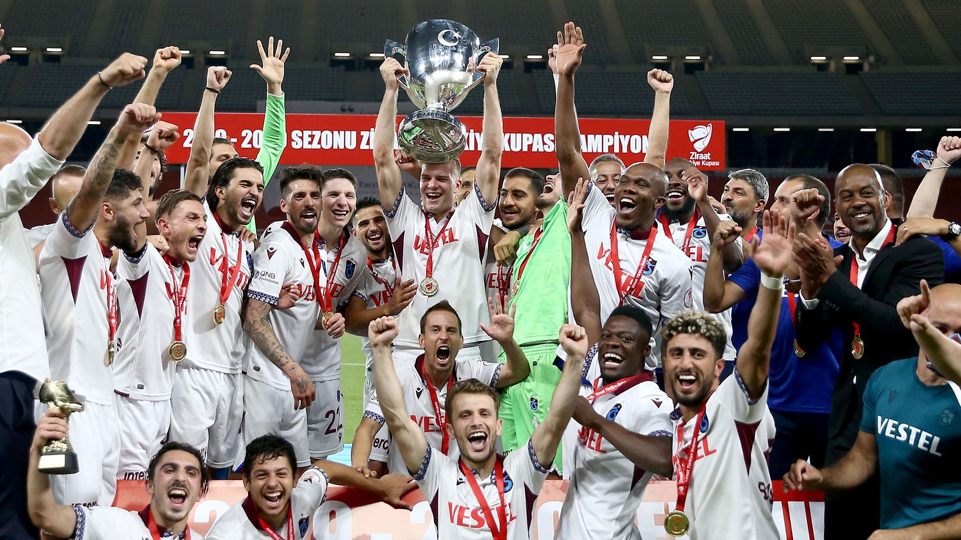 Trabzonspor Cup Celebration 07292020