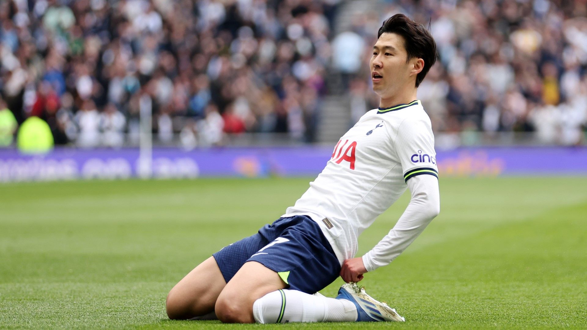 Son Heung-Min daha önce hiçbir Asyalı'nın başaramadığını başardı | Goal.com Türkçe