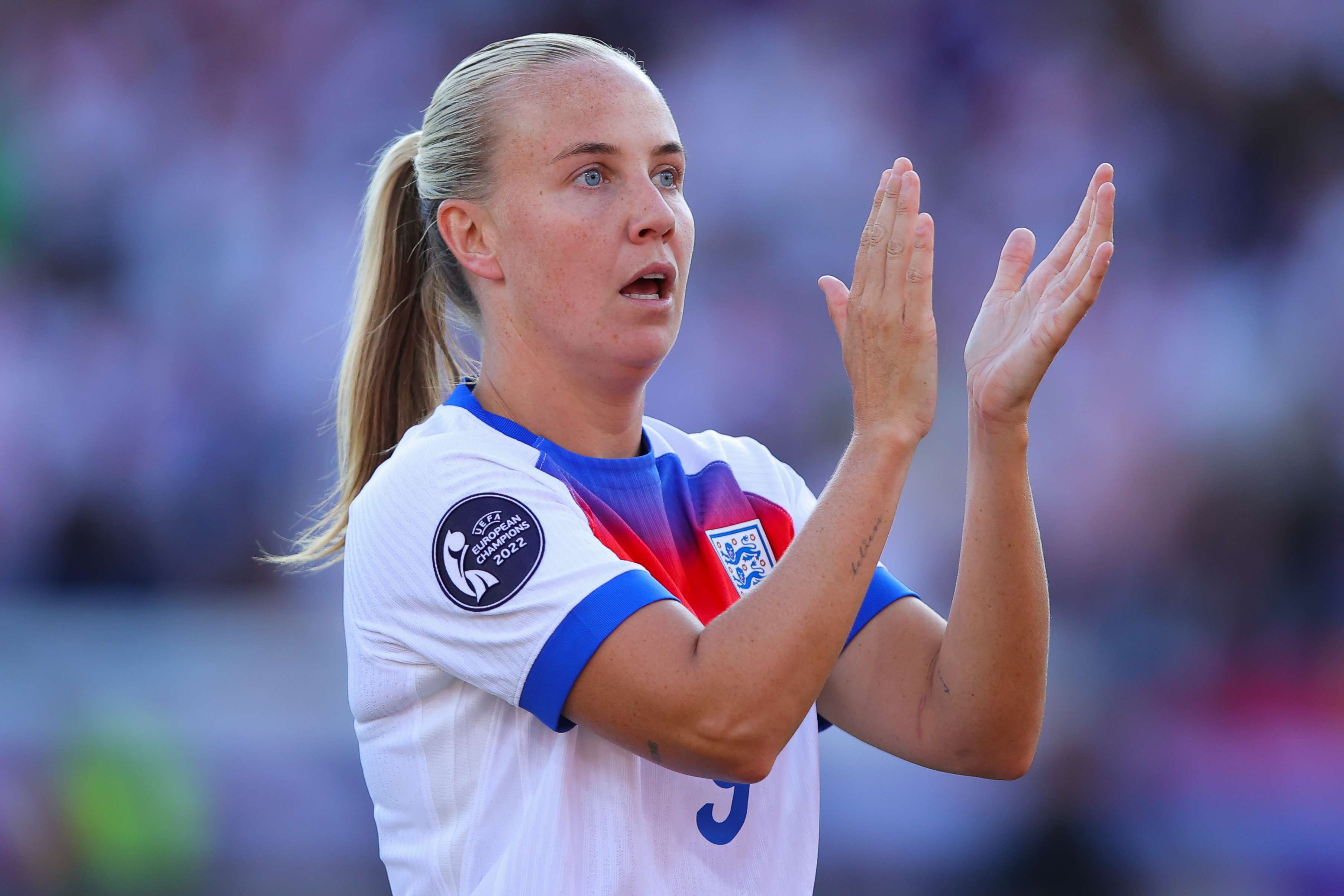 Beth Mead England 2025
