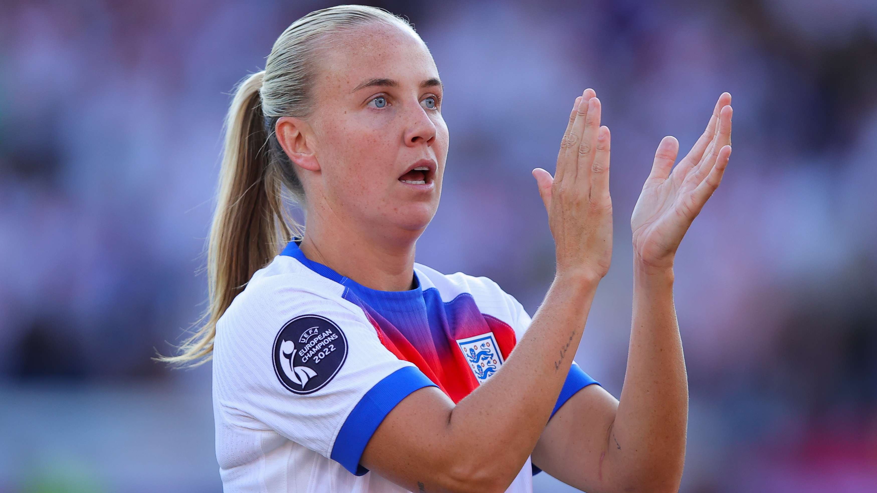 Beth Mead England 2025