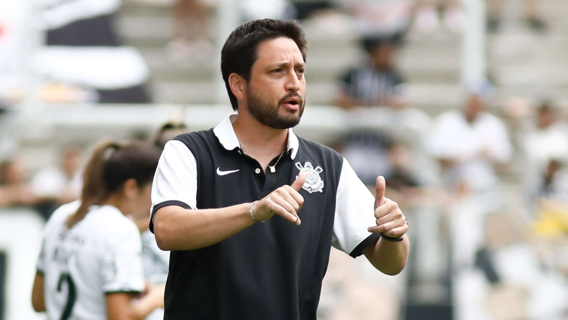 Arthur Elias, técnico do Corinthians feminino, 2022