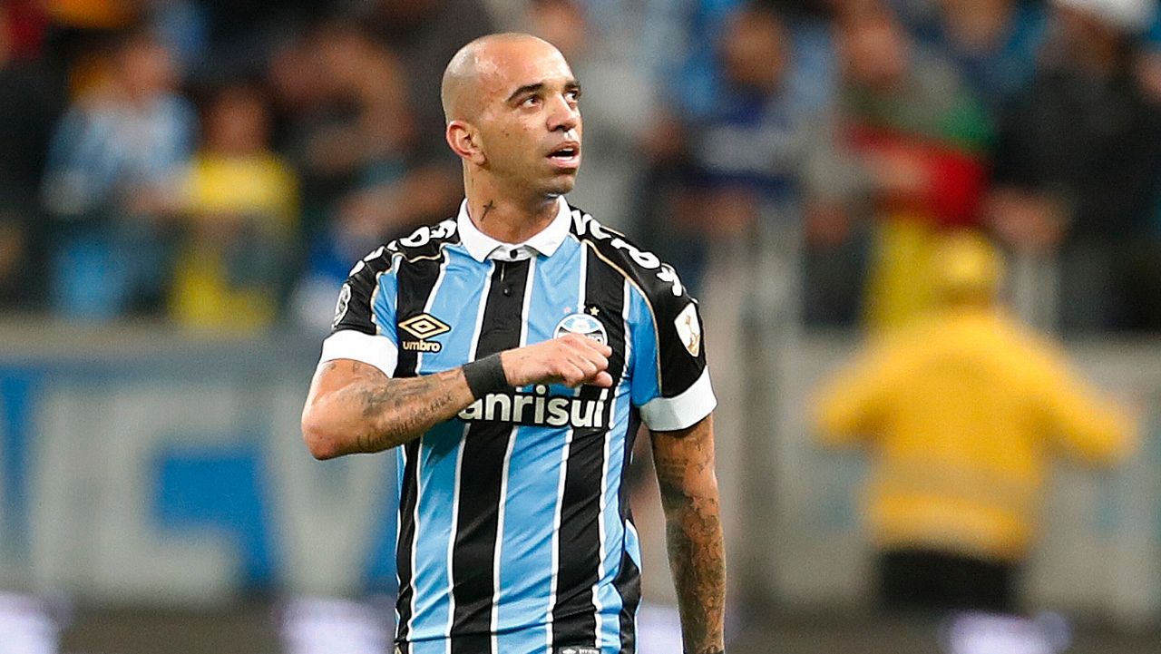 Diego Tardelli Grêmio Libertad Copa Libertadores 25072019