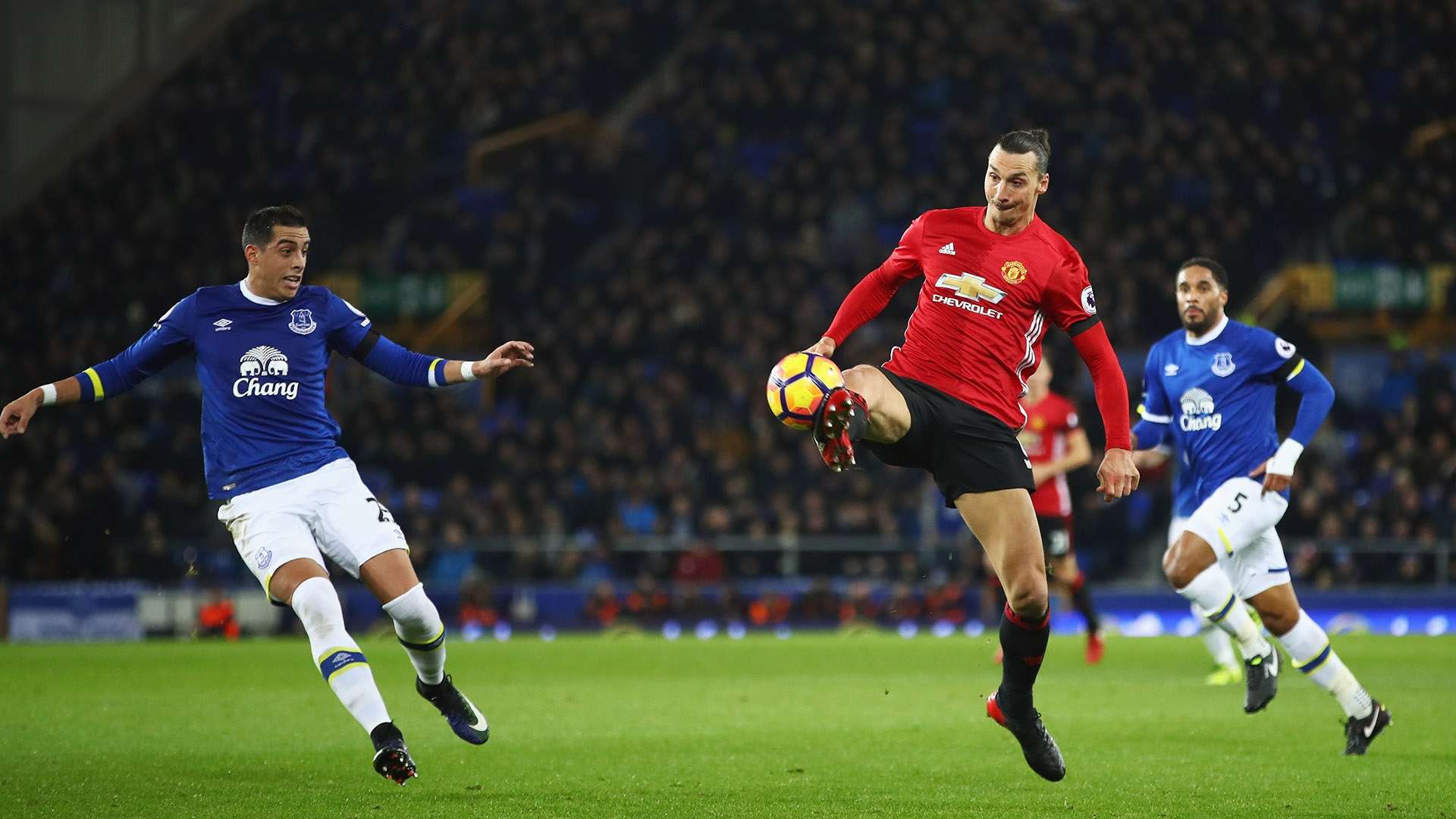 Zlatan Ibrahimovic Everton Manchester United Premier League