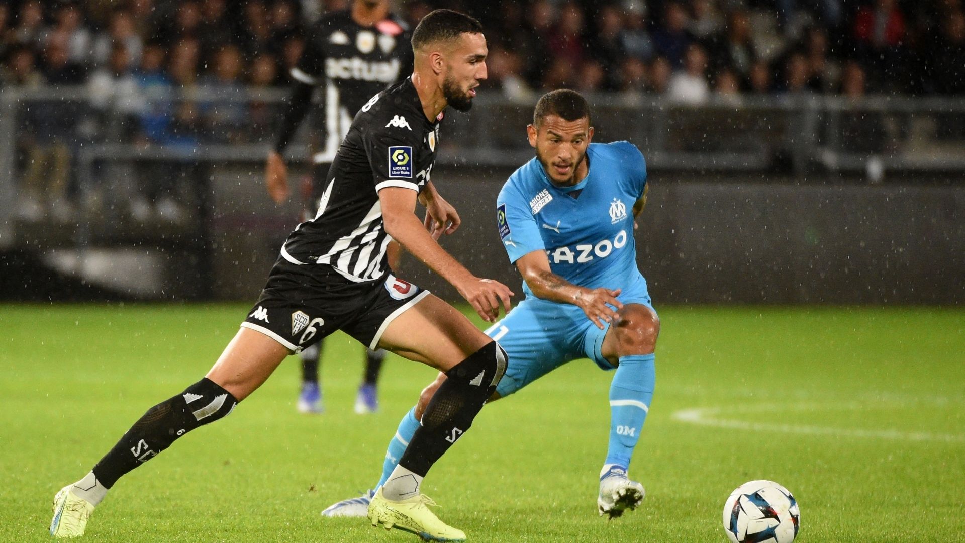 300922 Olympique de Marsella Angers Nabil Bentaleb Luis Suárez