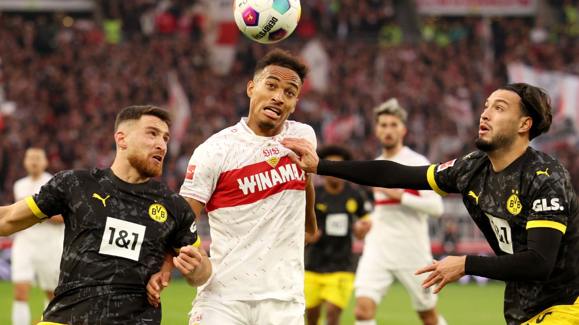 SALIH ÖZCAN RAMY BENSEBAINI BORUSSIA DORTMUND JAMIE LEWELING STUTTGART BUNDESLIGA 11112023