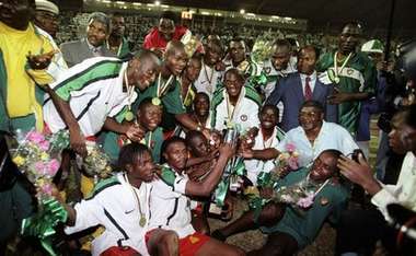 الكاميرون 2000