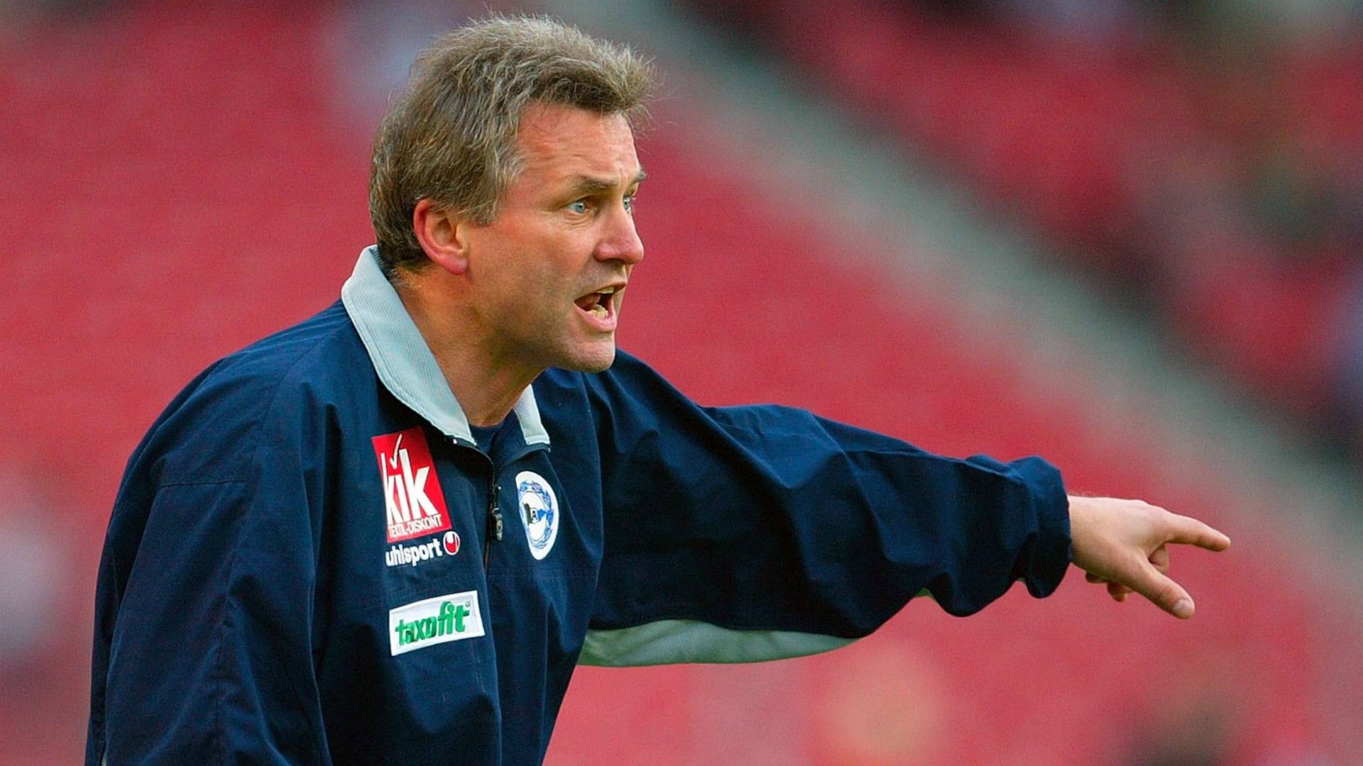 GER ONLY Benno Möhlmann Bielefeld 2002