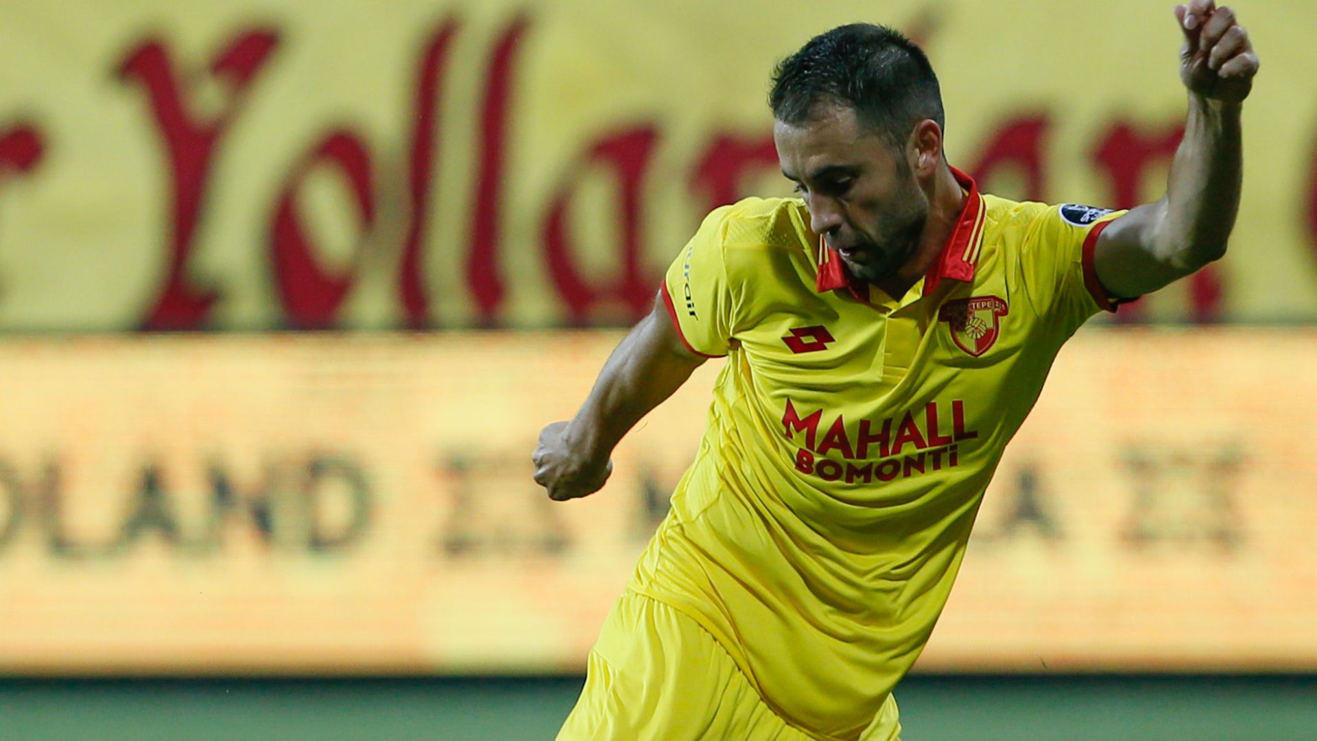 Milos Kosanovic  Goztepe