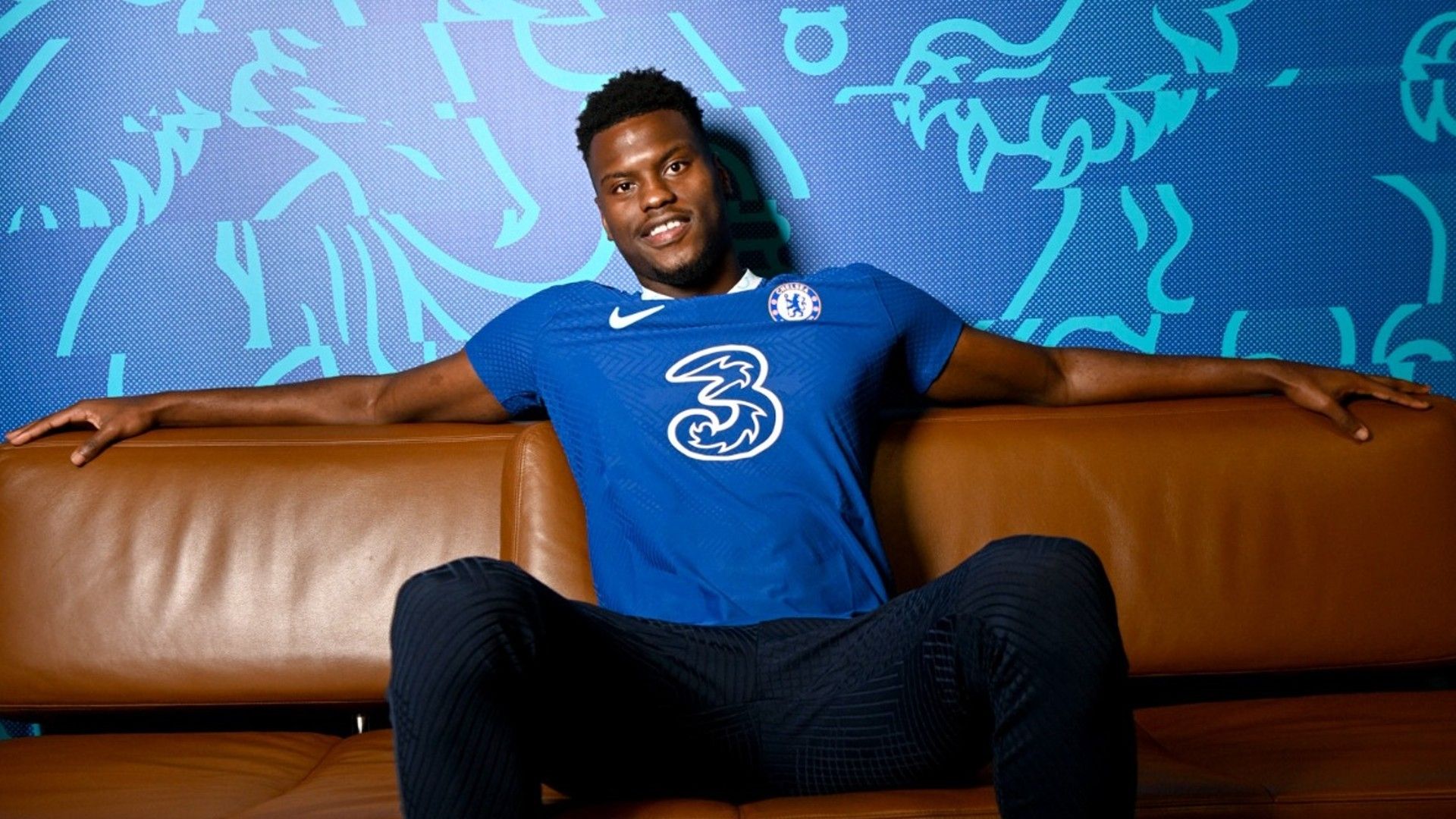 Badiashile Chelsea 2023