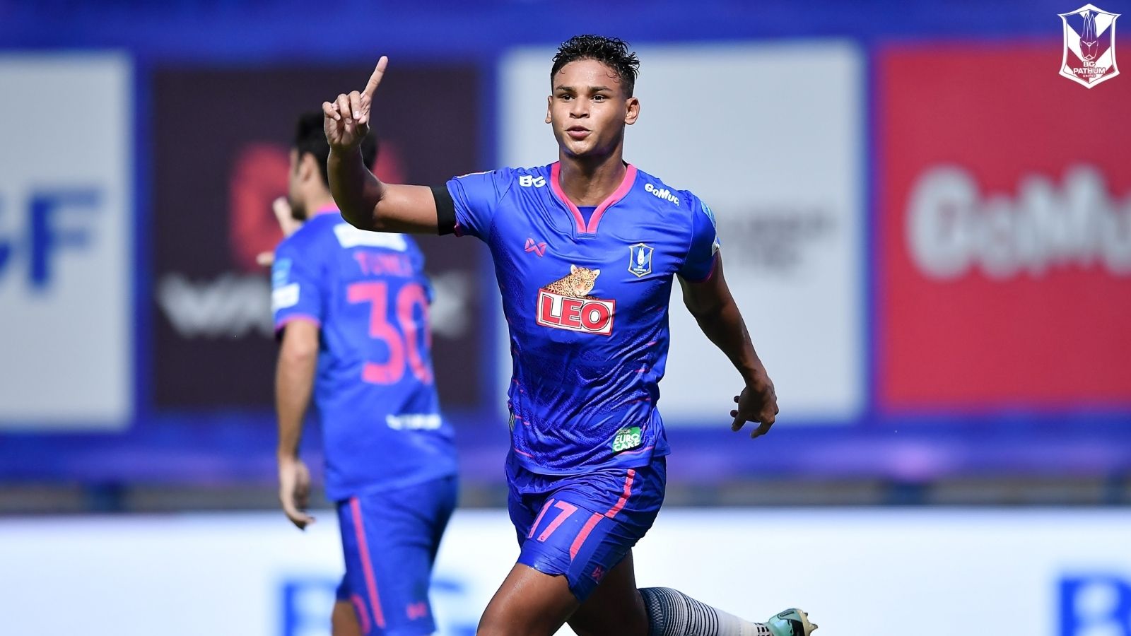 อิรฟาน ฟานดี้