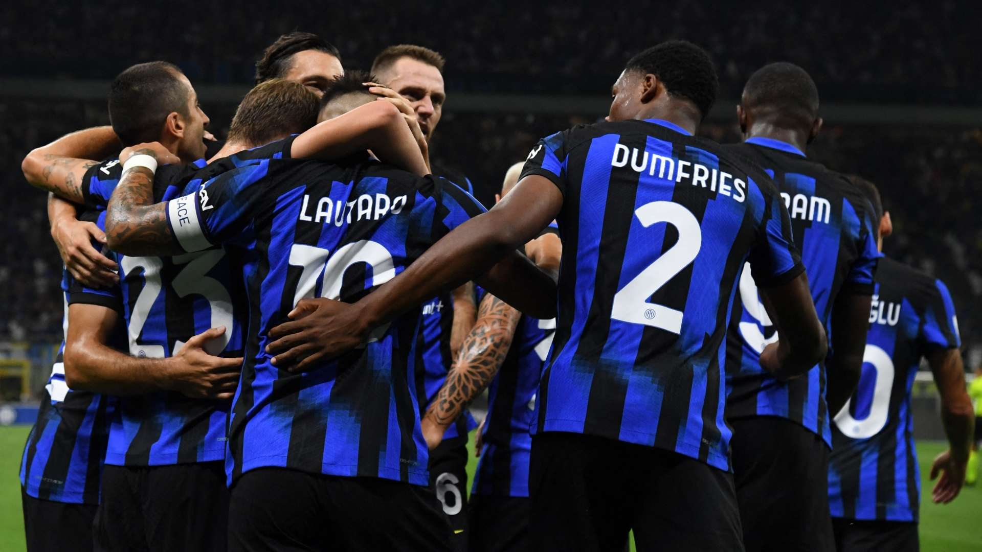 Inter celebrating Monza Serie A