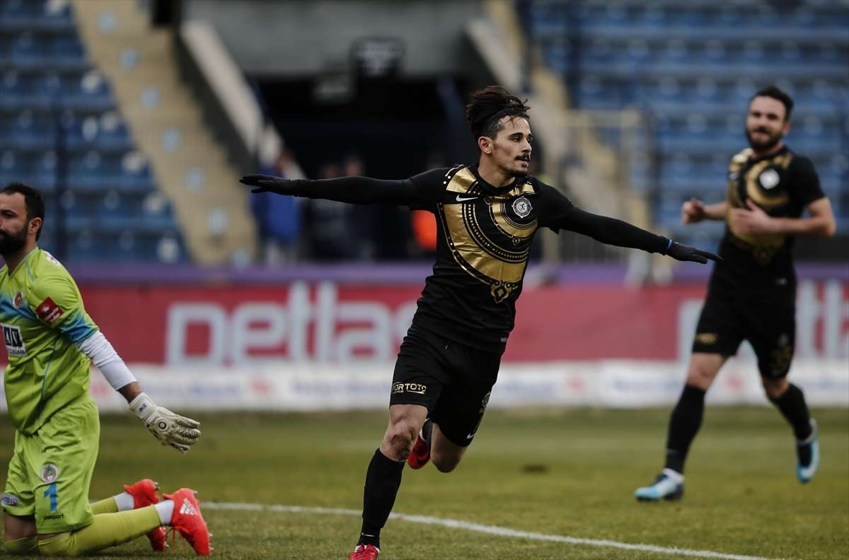 Haydar Yilmaz Serdar Gurler Osmanlispor Alanyaspor 12/10/17