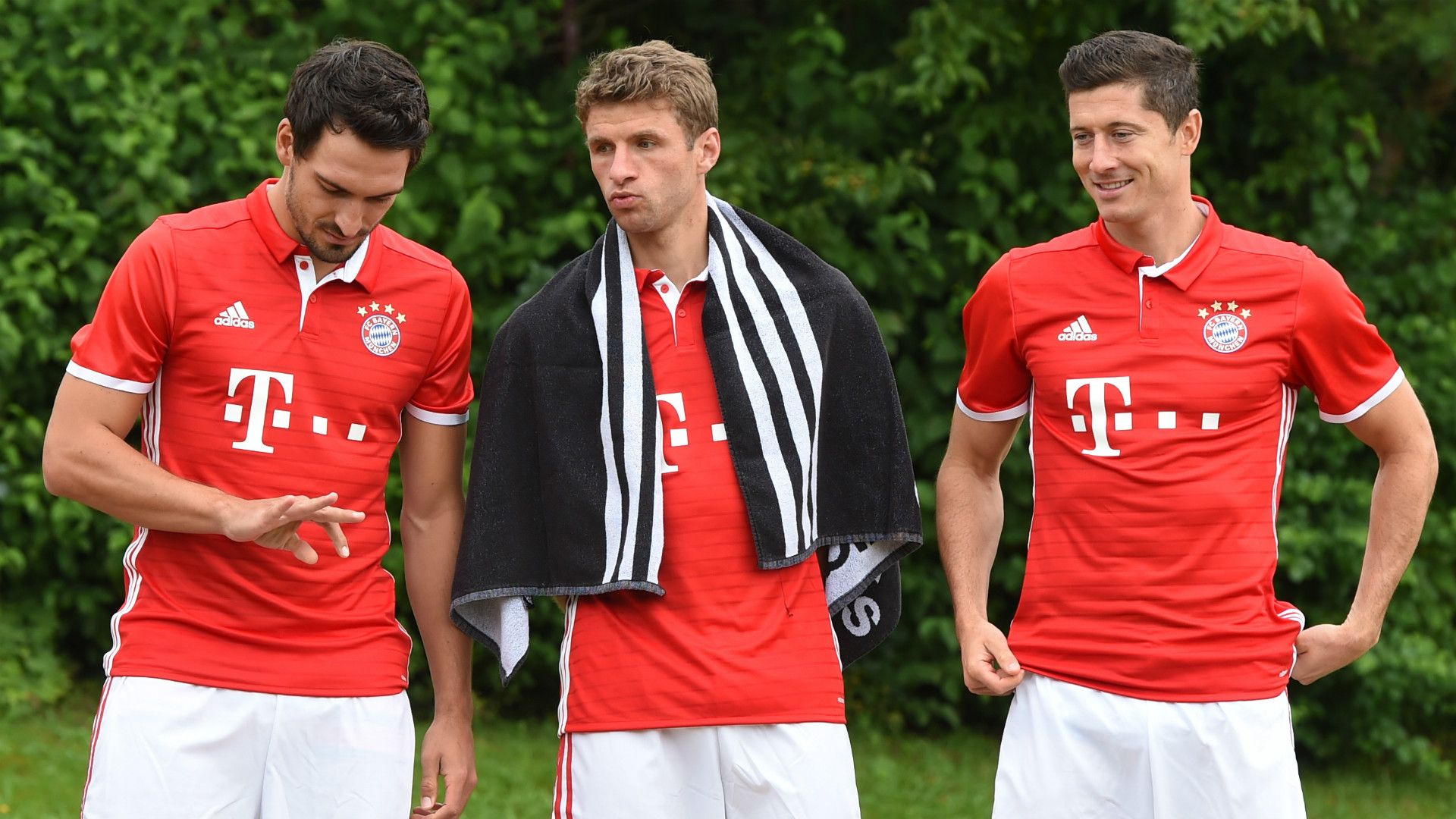 Mats Hummels Thomas Muller Robert Lewandowski Bayern Munich