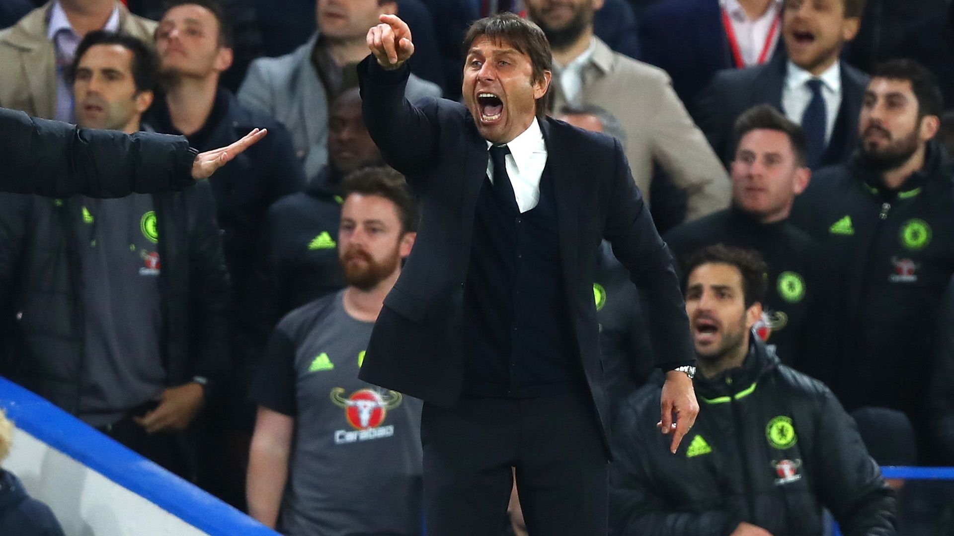 antonio conte fc chelsea premiere league 040517