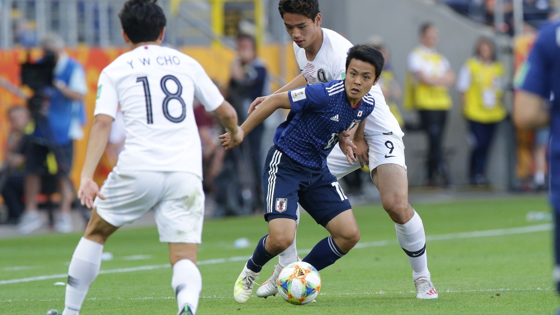 2019-06-05_U-20Japan_Mitsuki_Saito