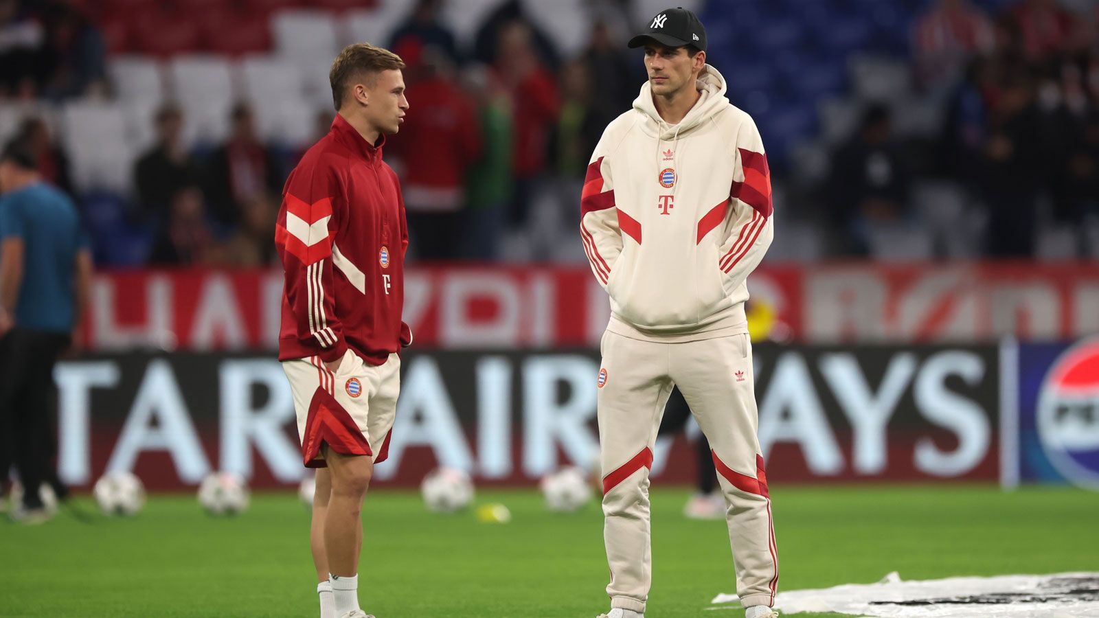 Müssen gleich zwei Starspieler gehen? Wie Vincent Kompany das Mittelfeld des FC Bayern München umbaut