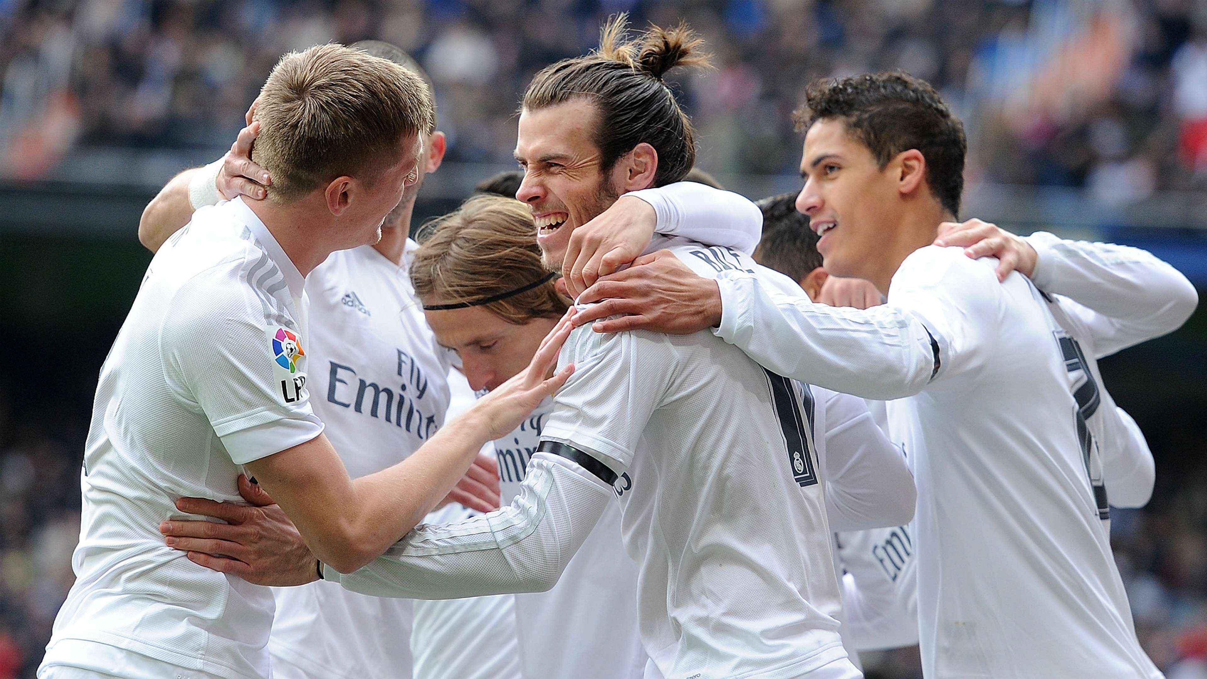 Gareth Bale Toni Kroos Luka Modric Real Madrid Sporting Gijon La Liga 17012016