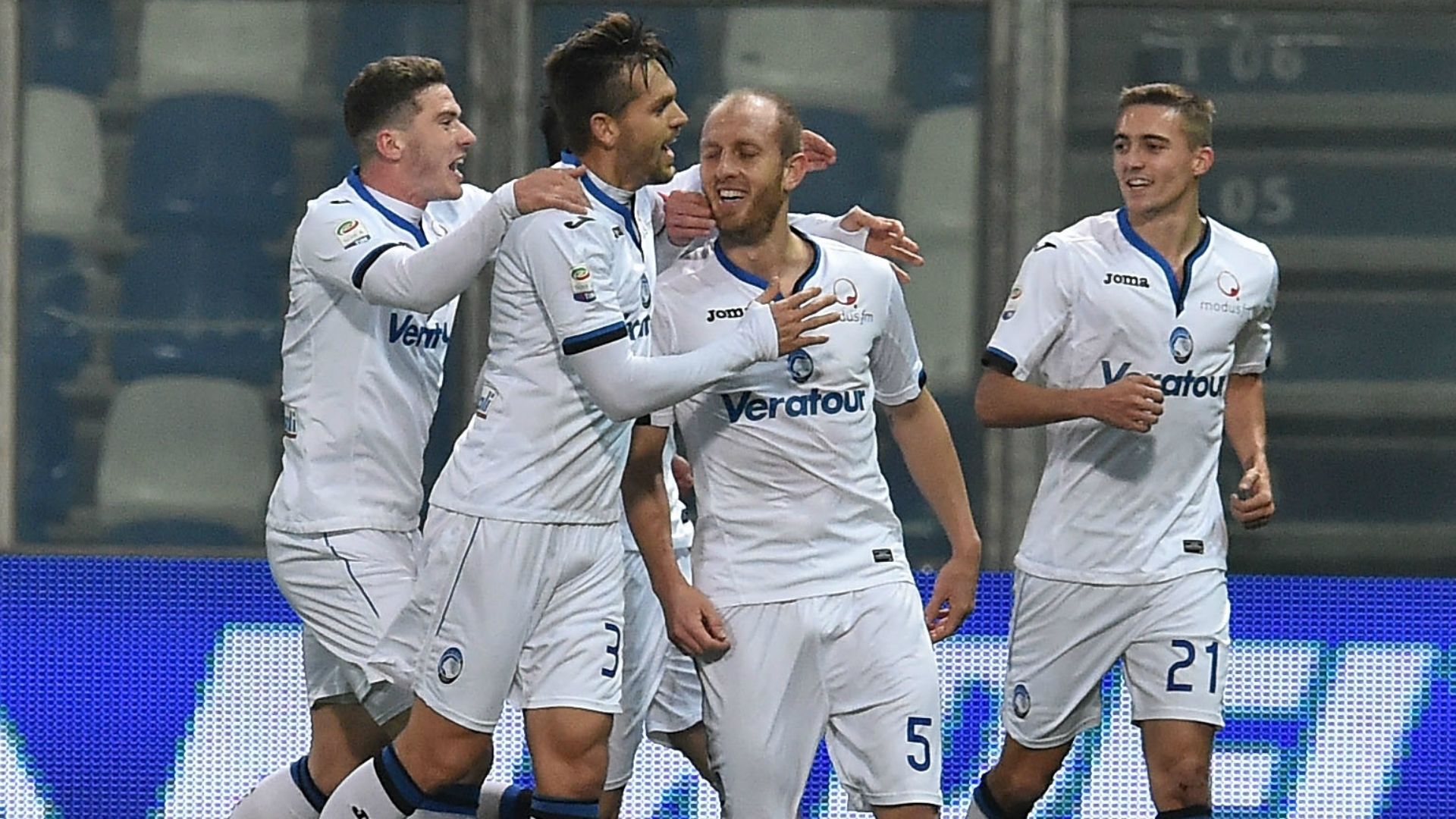 Atalanta celebrating Sassuolo Atalanta Serie A