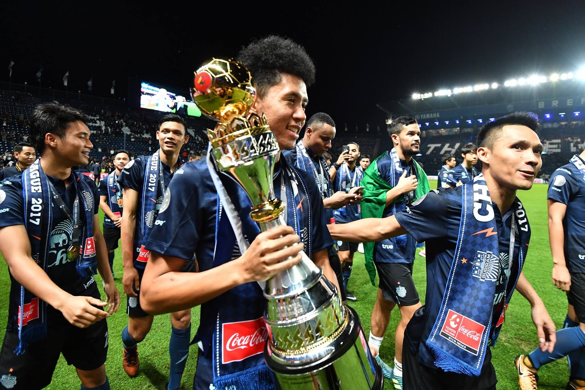 บดินทร์ ผาลา