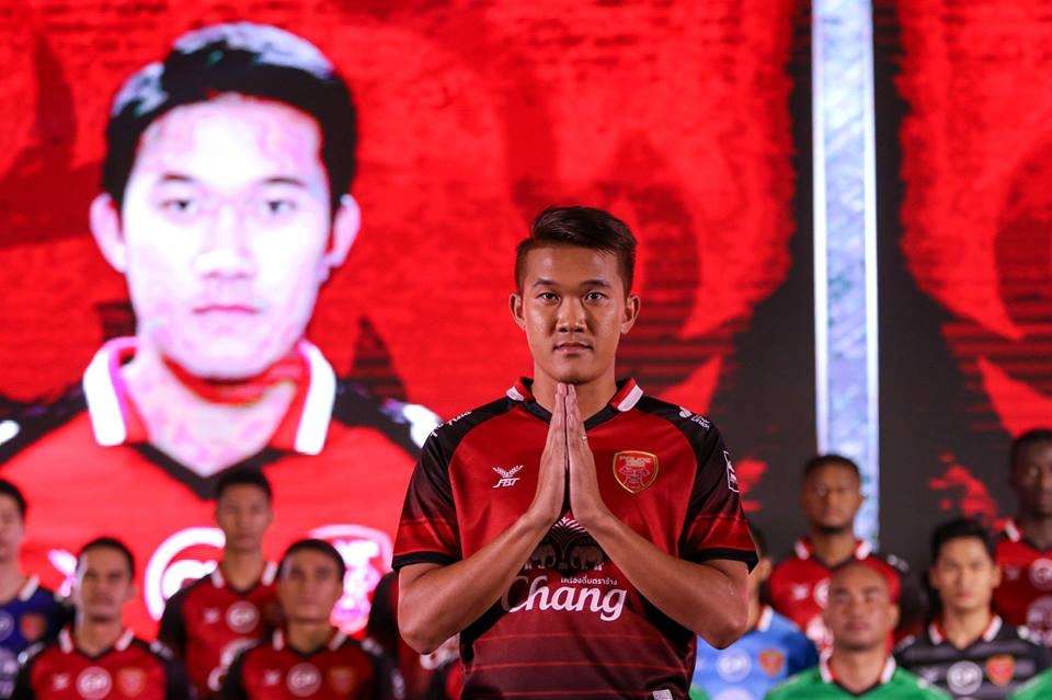 นพพล พลคำ