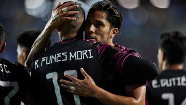 Rogelio Funes Mori Carlos Salcedo México vs Guatemala Copa Oro