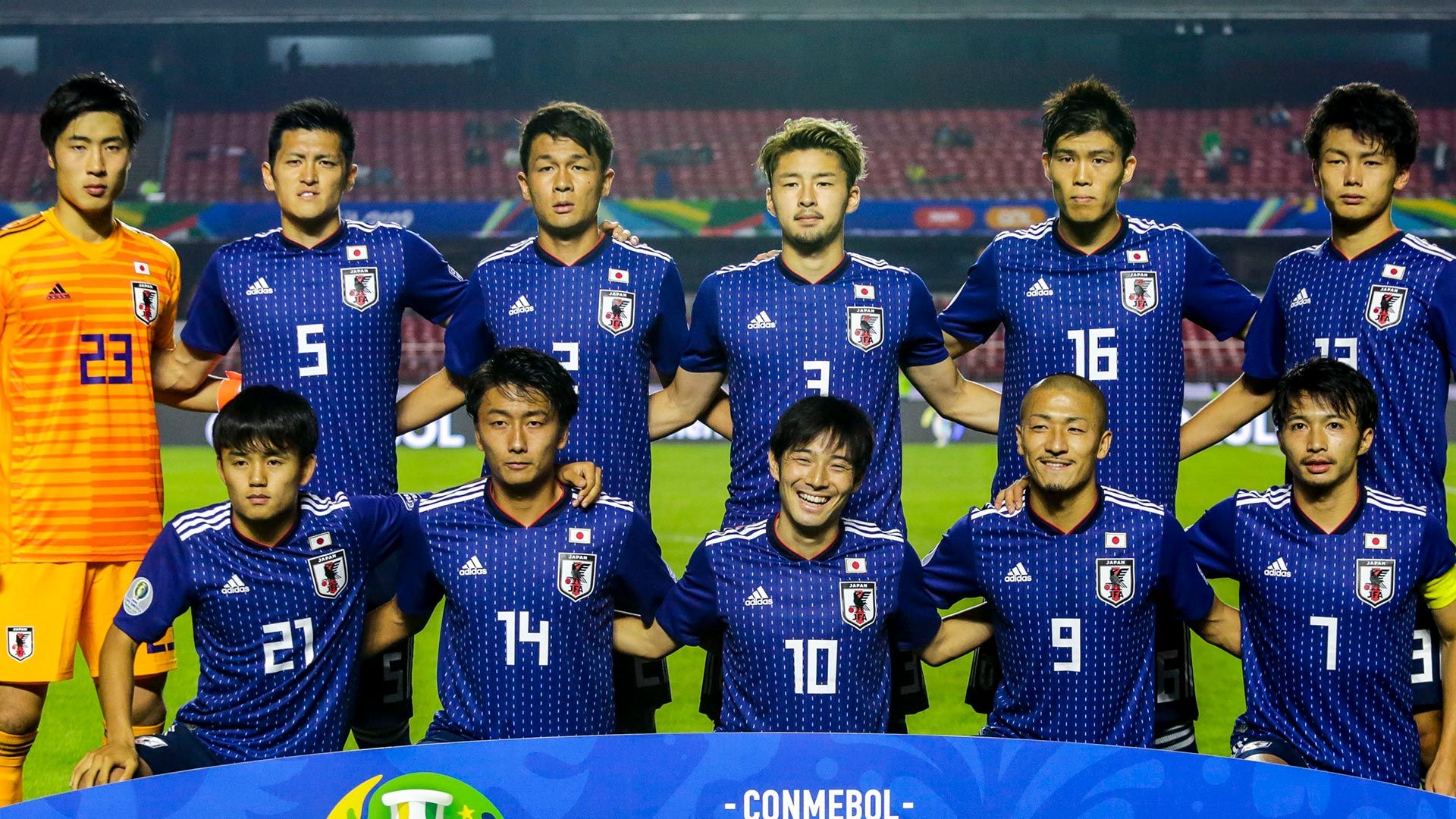 キリン サッカー日本代表チームオリジナルグラス - メルカリ
