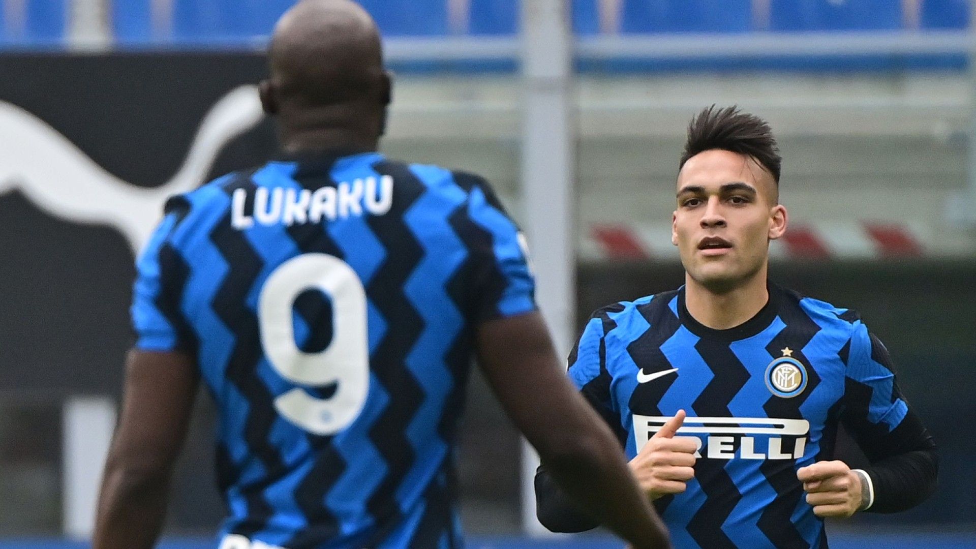Lautaro Martinez Romelu Lukaku Inter AC Milan 2020-21