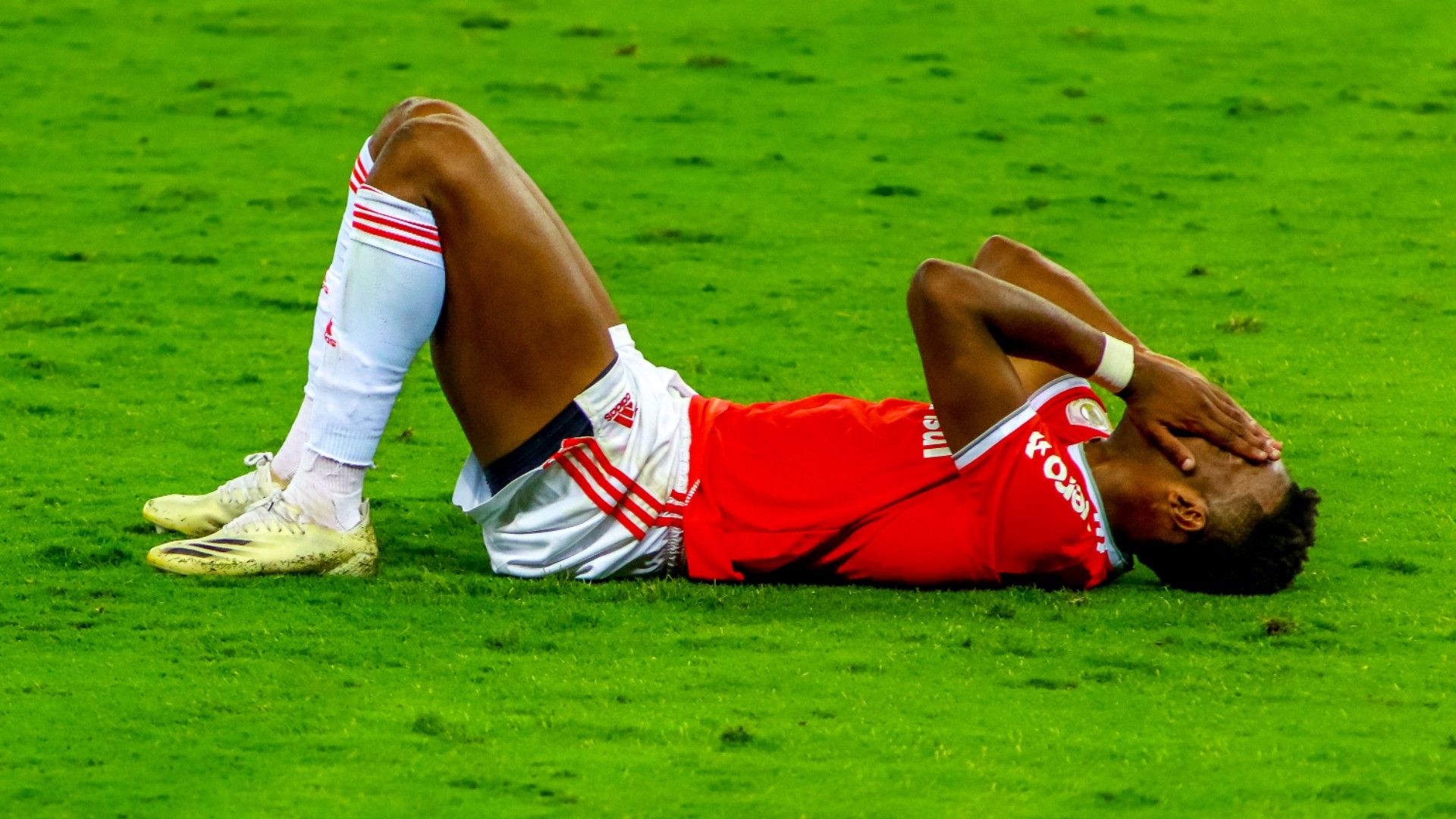 Edenílson Internacional Corinthians Brasileirão 26 02 2021