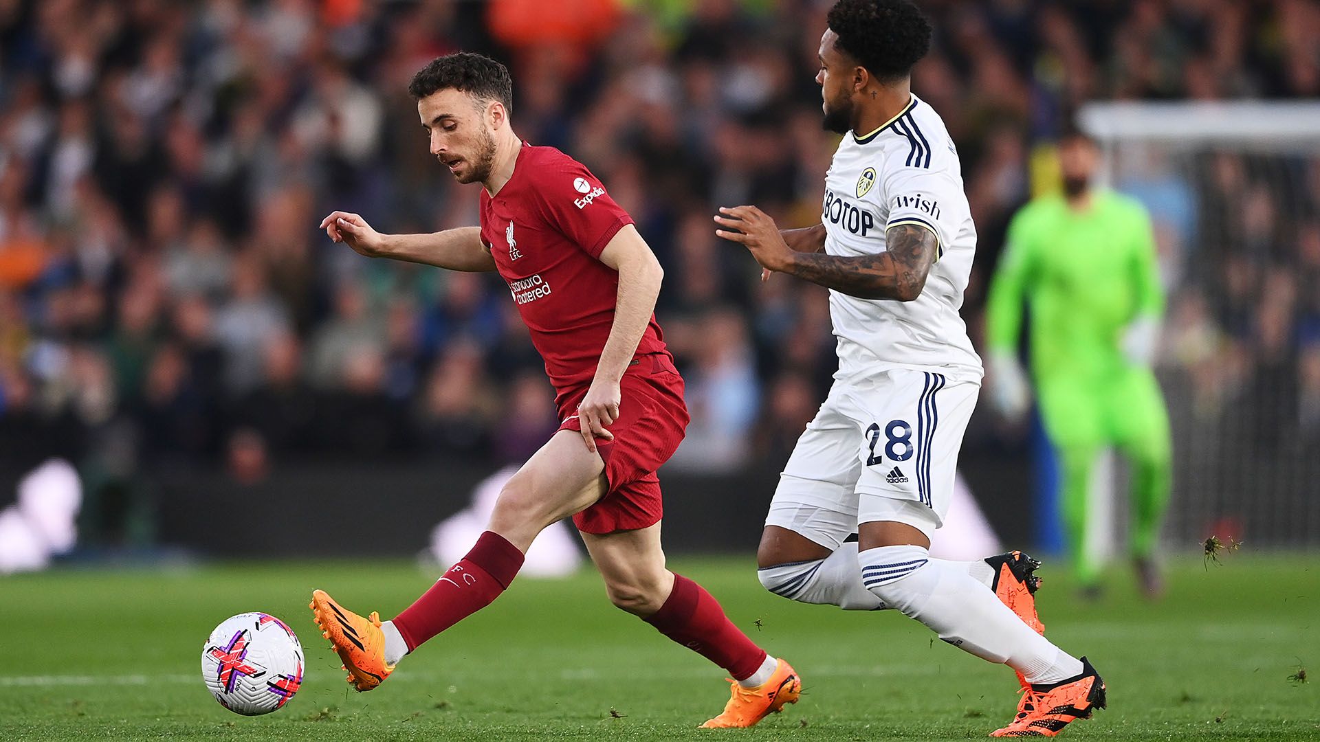 Weston McKennie Diogo Jota Liverpool Leeds 2022-23