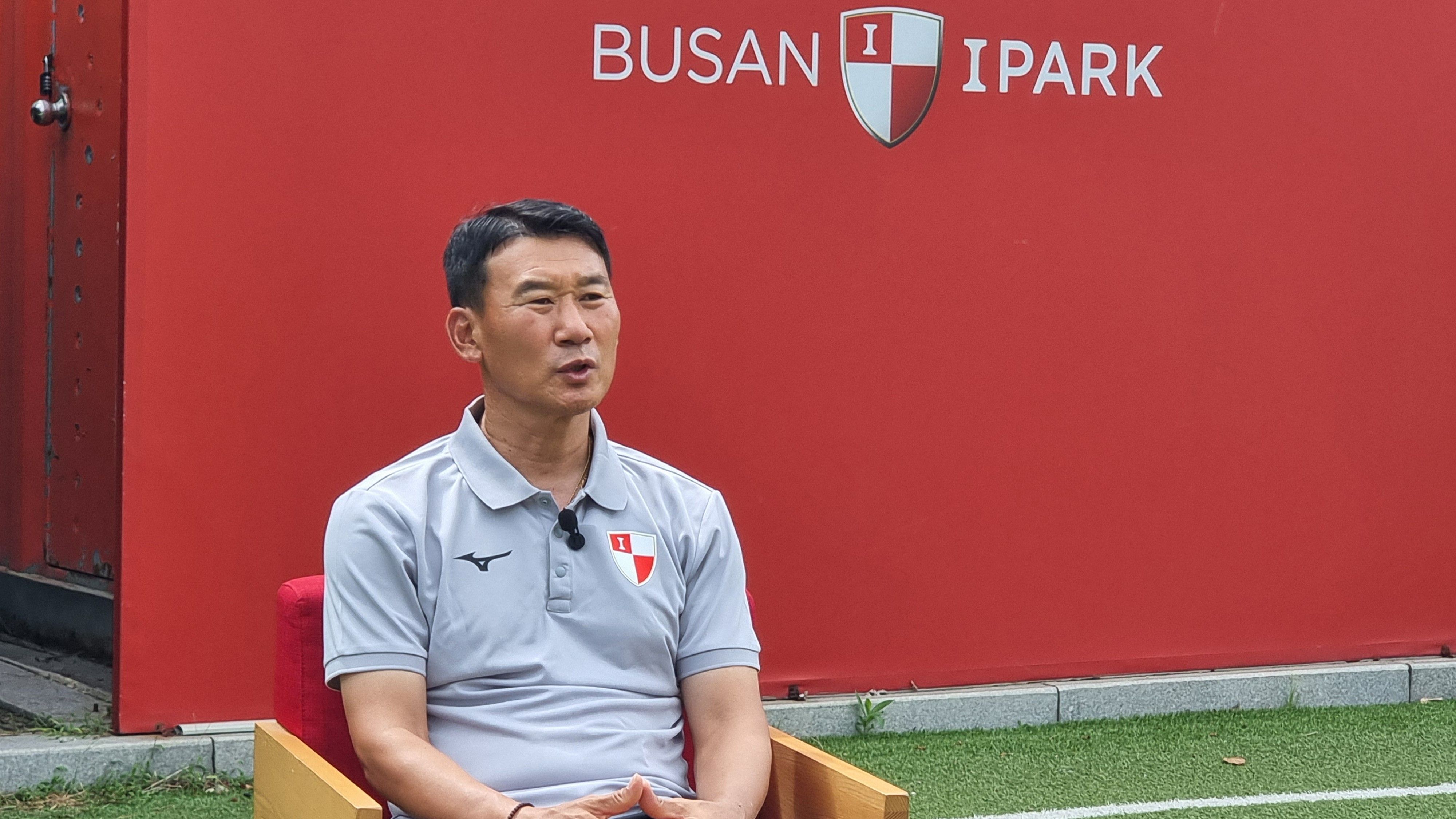 부산 조성환 감독