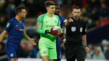 Michael Oliver Chelsea 2018-19
