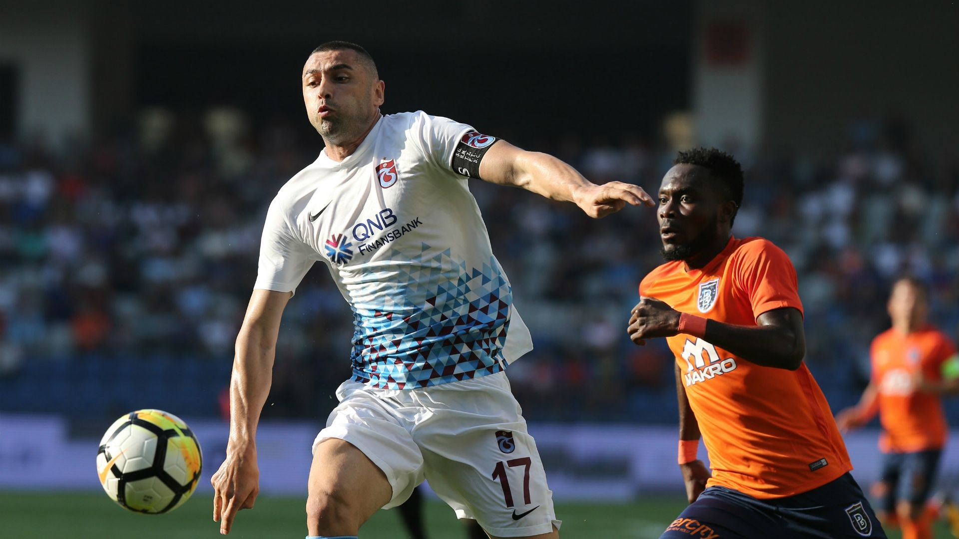 Burak Yilmaz Joseph Attamah Basaksehir Trabzonspor 09172017