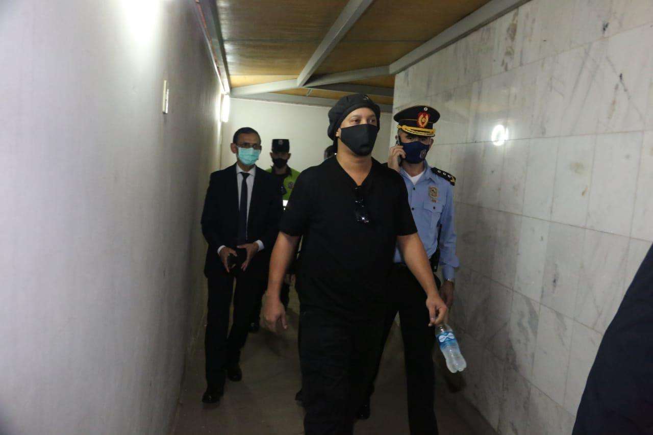 Ronaldinho Preso Paraguay