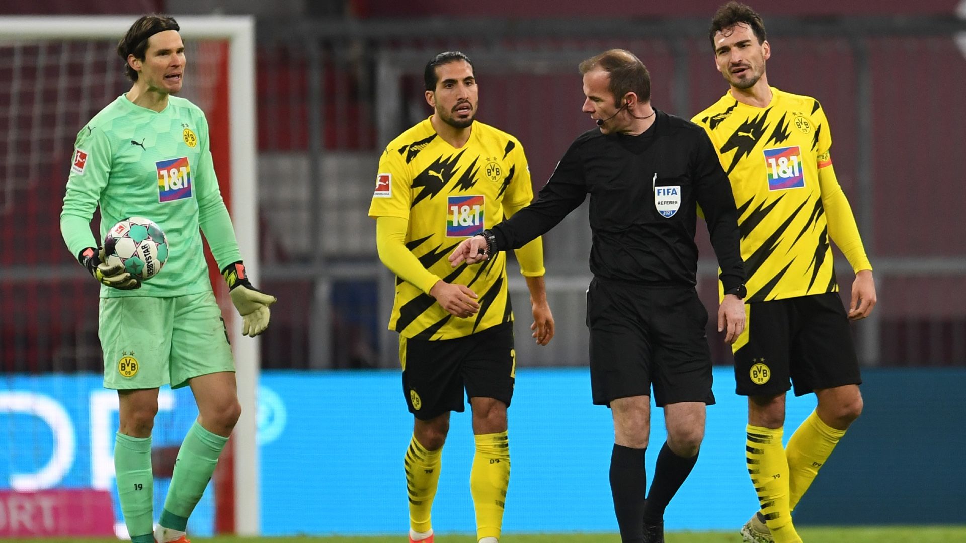 Marco Fritz Marwin Hitz Emre Can Mats Hummels Borussia Dortmund 2021