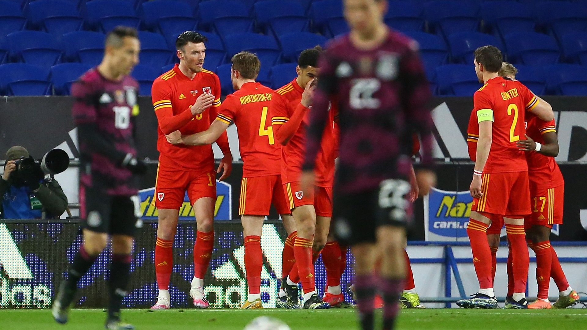 México Gales 270321