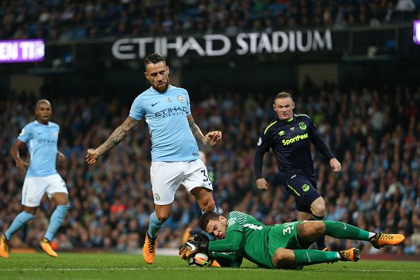 otamendi manchester city 22082017