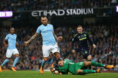 otamendi manchester city 22082017