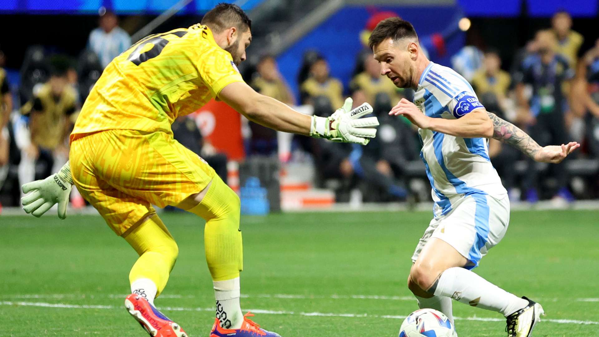 Maxime Crepeau Lionel Messi Argentina Canada 2024 Copa America