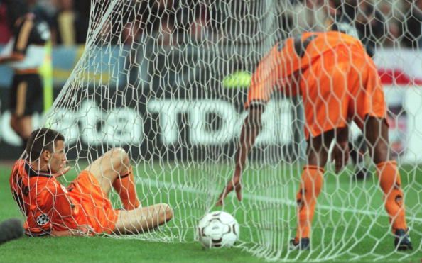 Valencia - Real Madrid UCL 2000