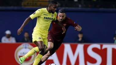 Cedric Bakambu Kostas Manolas Villarreal Roma Europa League 16022017