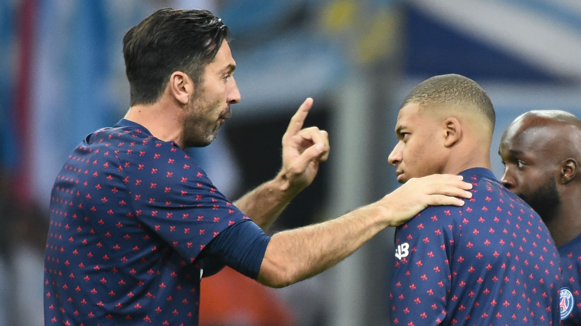 Gianluigi Buffon Kylian Mbappe PSG