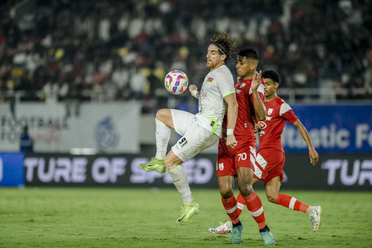 Persis Solo vs Persebaya Surabaya 07022025
