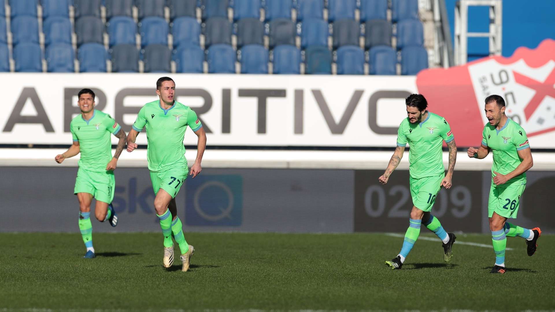 Adam Marusic Lazio celebrating