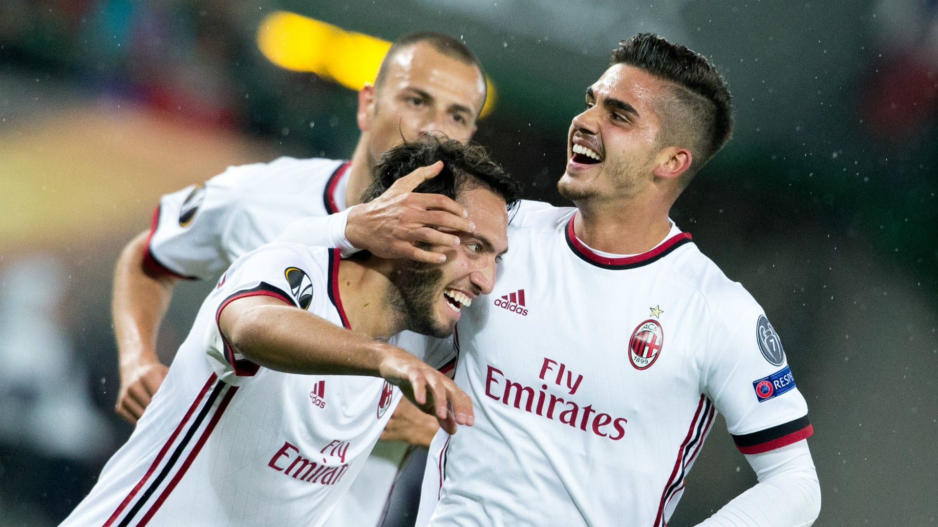 Silva Calhanoglu Milan