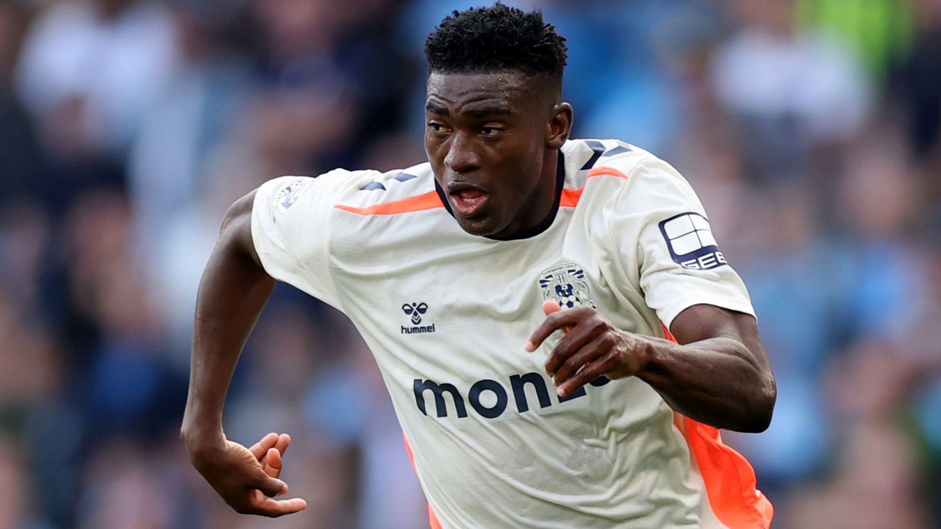 Taiwo Awoniyi Coventry 2026-27 Manchester City
