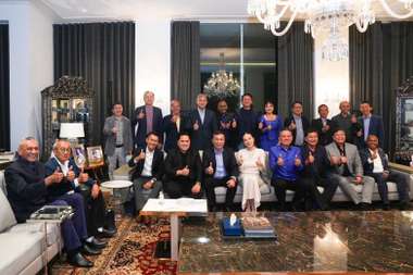 นวลพรรณ ล่ำซำ