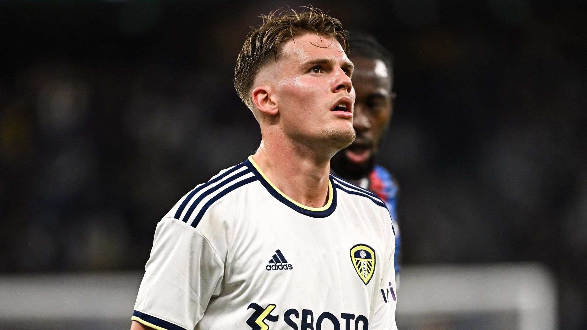 Leo Hjelde Leeds United 2022-23