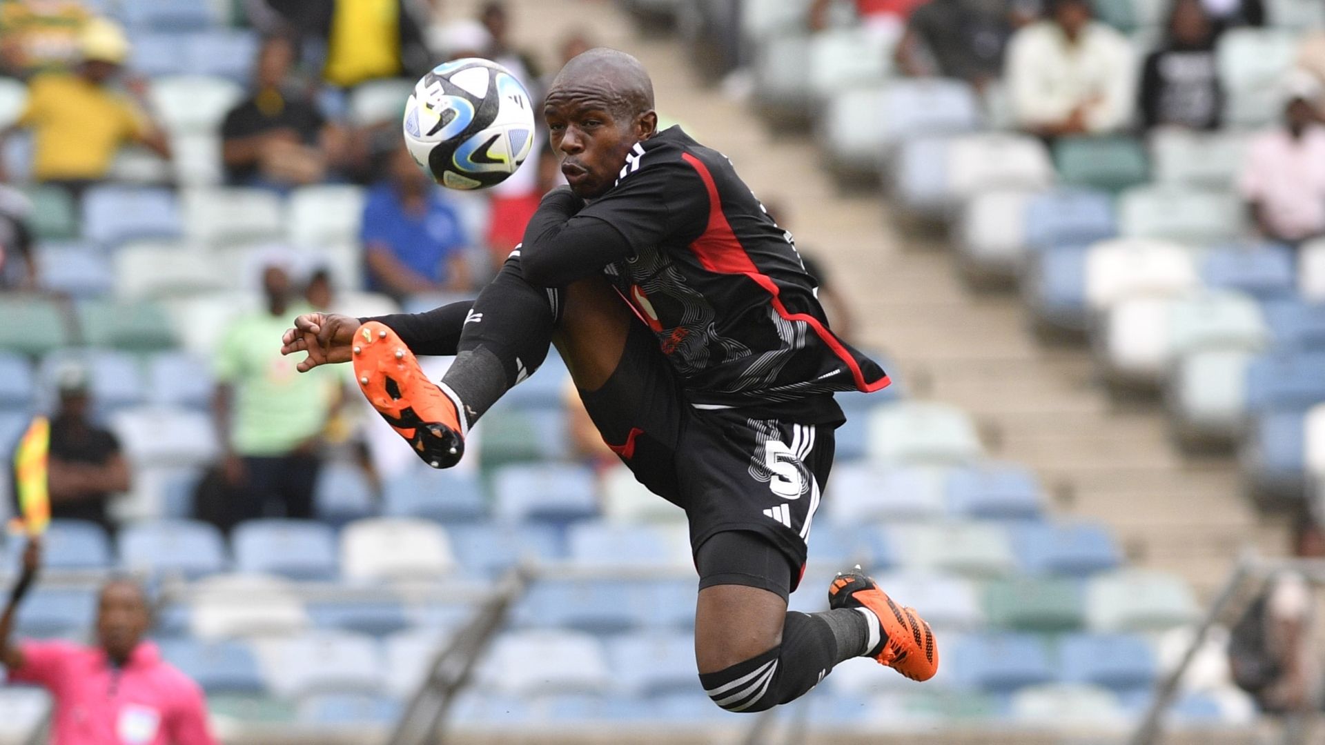 Nkosinathi Sibisi, Orlando